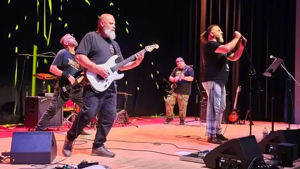 Rock w Lesie w Płocicznie-Osiedlu: muzyczne emocje na żywo