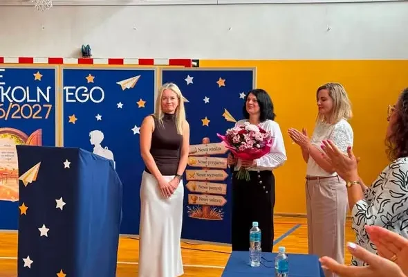 Pożegnanie przewodniczącej Rady Rodziców podczas inauguracji roku szkolnego