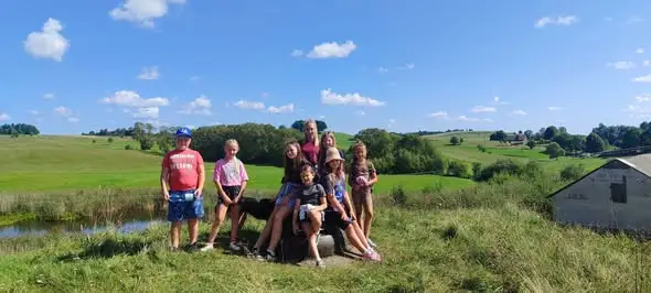 Piesza wędrówka do Prawego Lasu na zakończenie wakacji