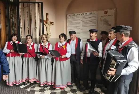 Dożynki Gminno-Parafialne w gminie Przerośl – dziękczynienie za plony i wspólne świętowanie