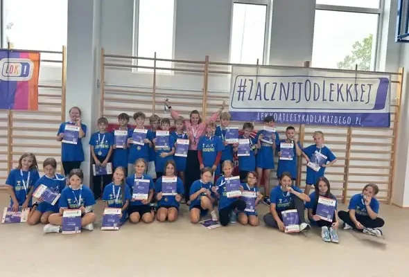 „Lekka jest fajna” – zawody lekkoatletyczne w szkole z udziałem pięciu podstawówek
