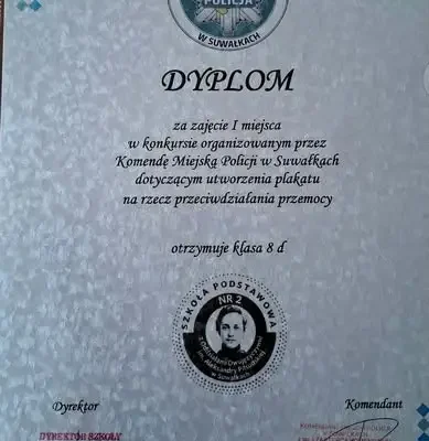 Uczennice z Suwałk nagrodzone w konkursie na plakat o przeciwdziałaniu przemocy rówieśniczej