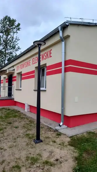 Nowa wiata i utwardzony plac przy OSP Podwysokie Jeleniewskie – gmina Jeleniewo zrealizowała inwestycję